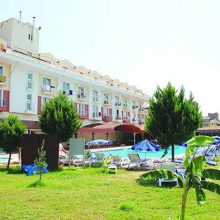 Aura Hotel 3*