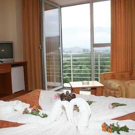 Aura Hotel